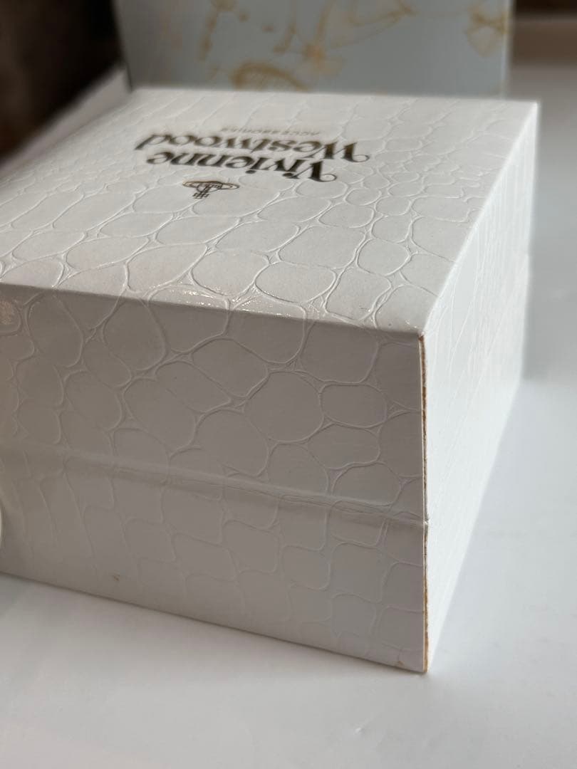 ヴィヴィアンウエストウッド Anniversary 立体オーブ 時計