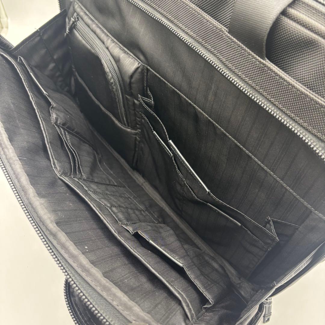 TUMI トゥミ ビジネスキャリーバッグ ブリーフケース　26127DHブラック