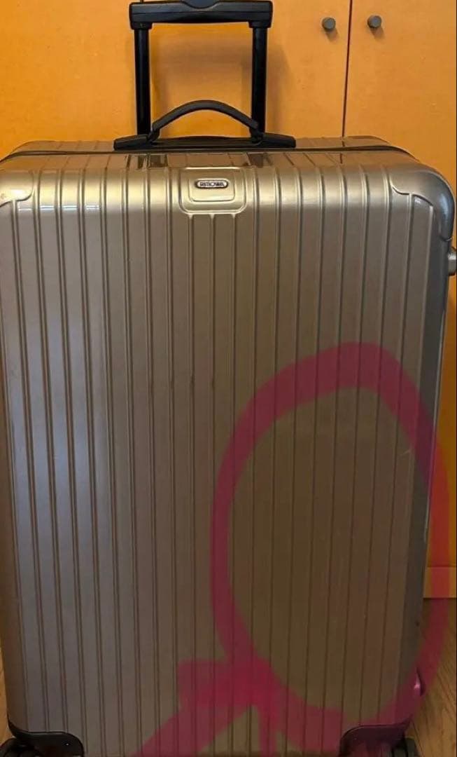 【使用回数2回】RIMOWA SALSA スーツケース　シルバー4輪 87L