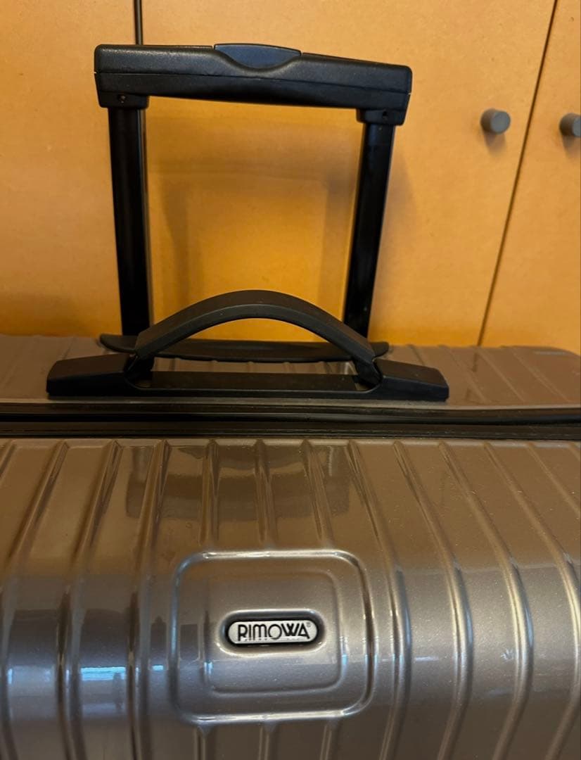 【使用回数2回】RIMOWA SALSA スーツケース　シルバー4輪 87L