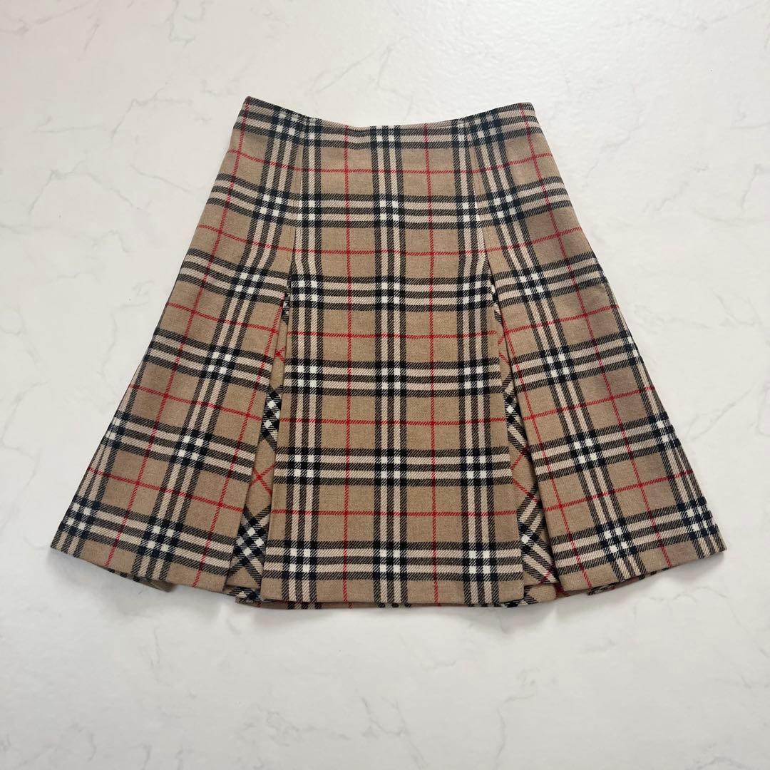 未使用級　希少サイズ　バーバリーロンドン　ノバチェック　プリーツスカート　2XL