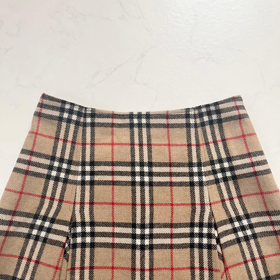 未使用級　希少サイズ　バーバリーロンドン　ノバチェック　プリーツスカート　2XL