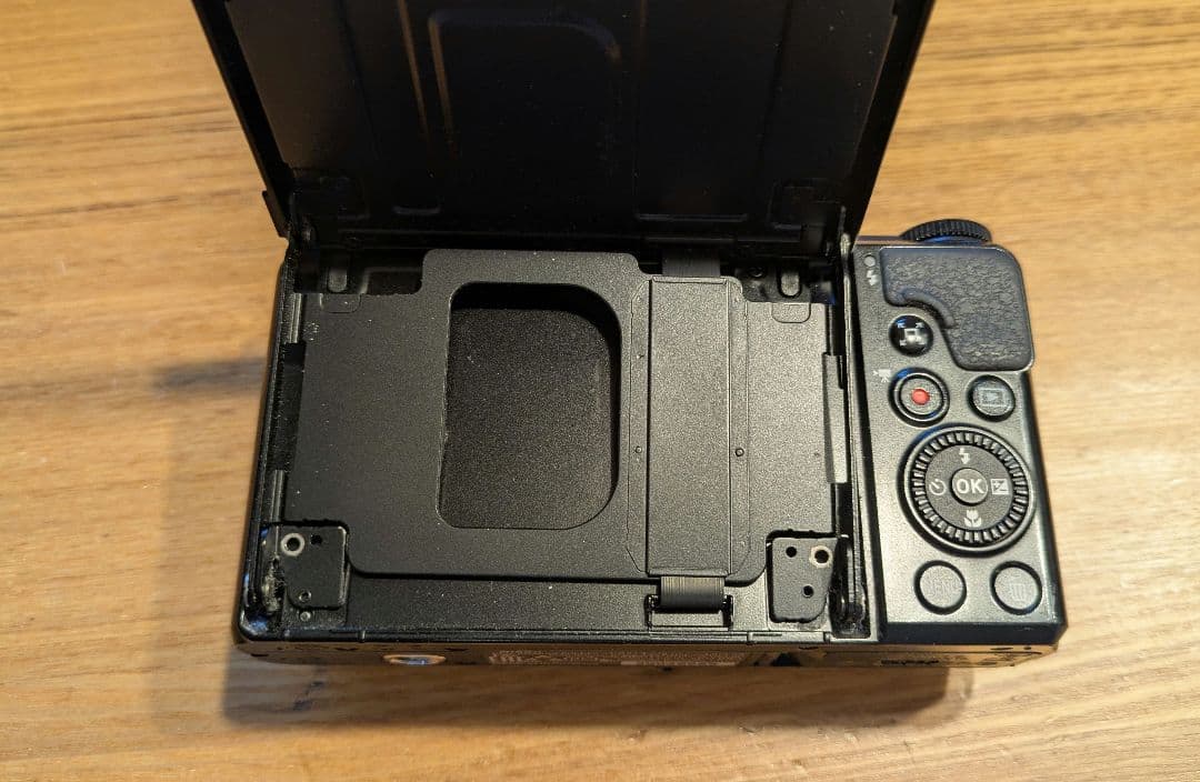 Nikon COOLPIX A900 デジタルカメラ ジャンク品