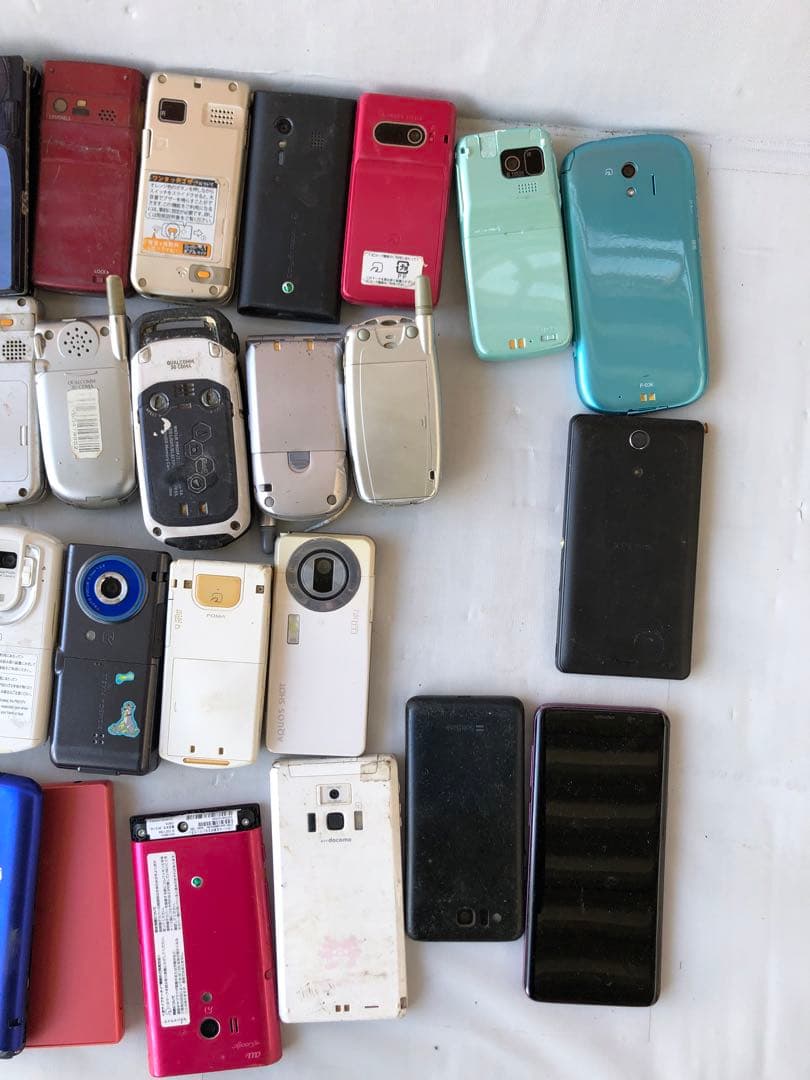 携帯電話　43点　ジャンク品　まとめ売り(I98)