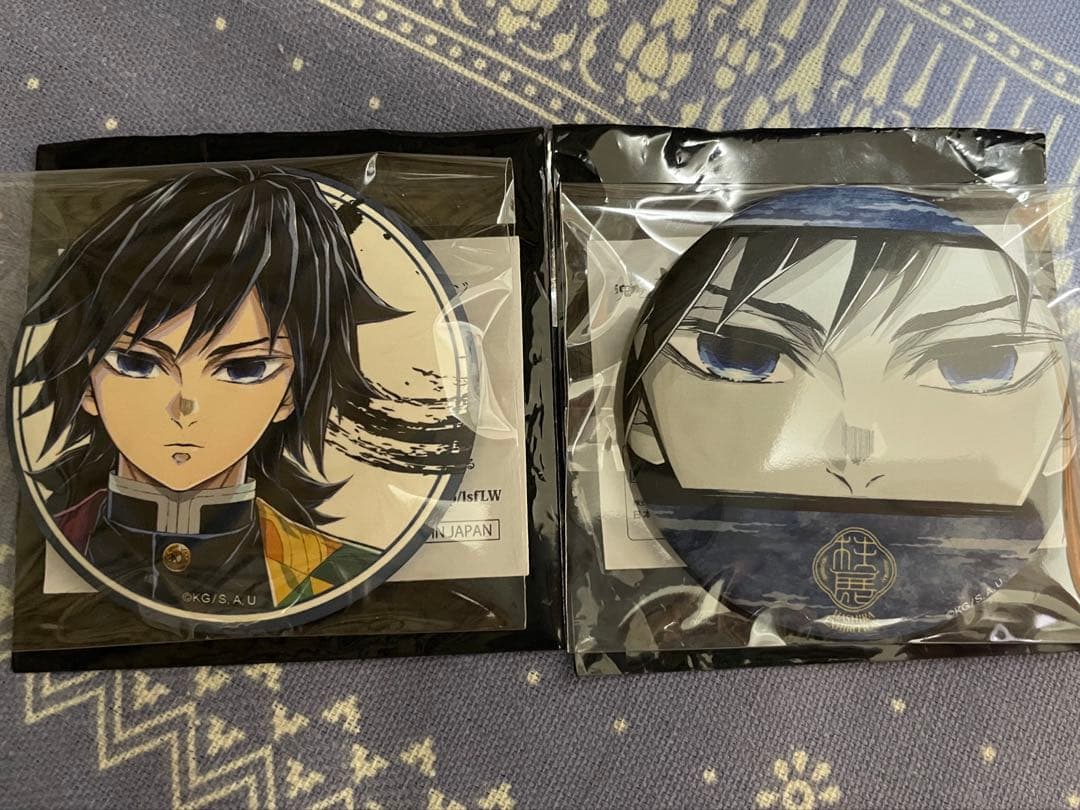 u*）様 鬼滅の刃 柱展 キービジュアル マット缶バッジ 冨岡義勇