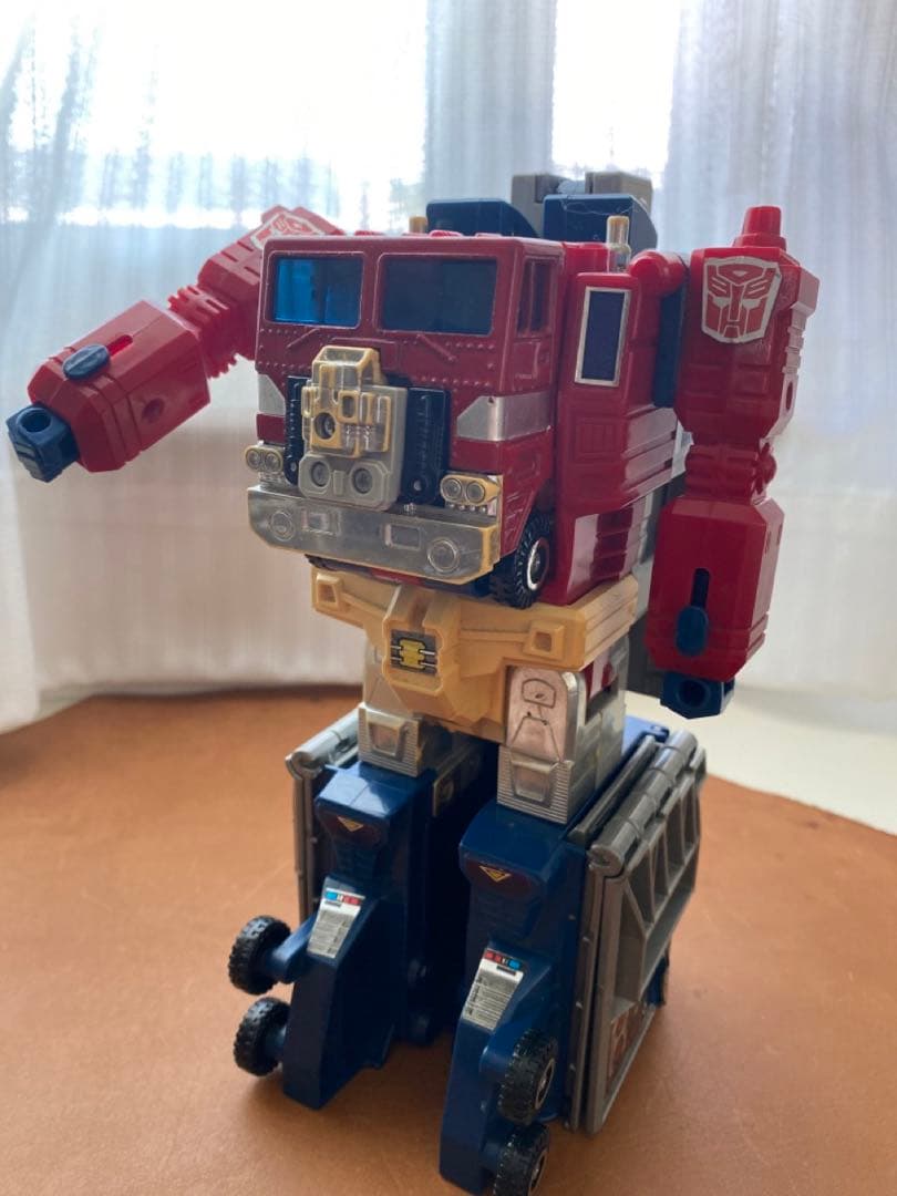 ★レア★トランスフォーマー　オプティマスプライム 変形フィギュア　希少　コンボイ