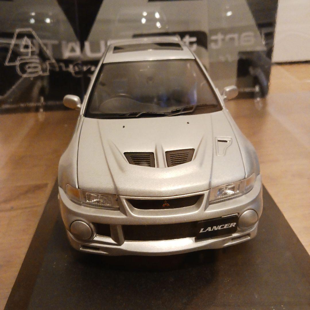 オートアート　三菱 ランサー エボリューション Ⅵ　AUTOart 1/18
