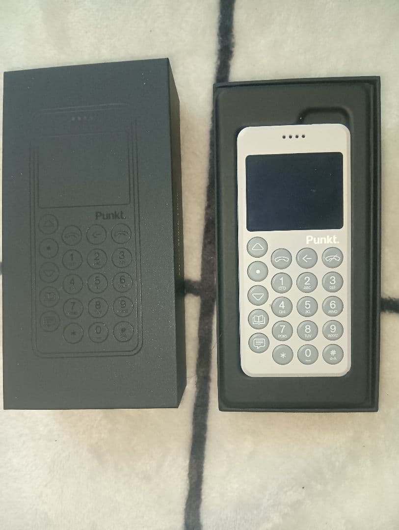 Punkt. MP02 New Generation ライトグレー プンクト