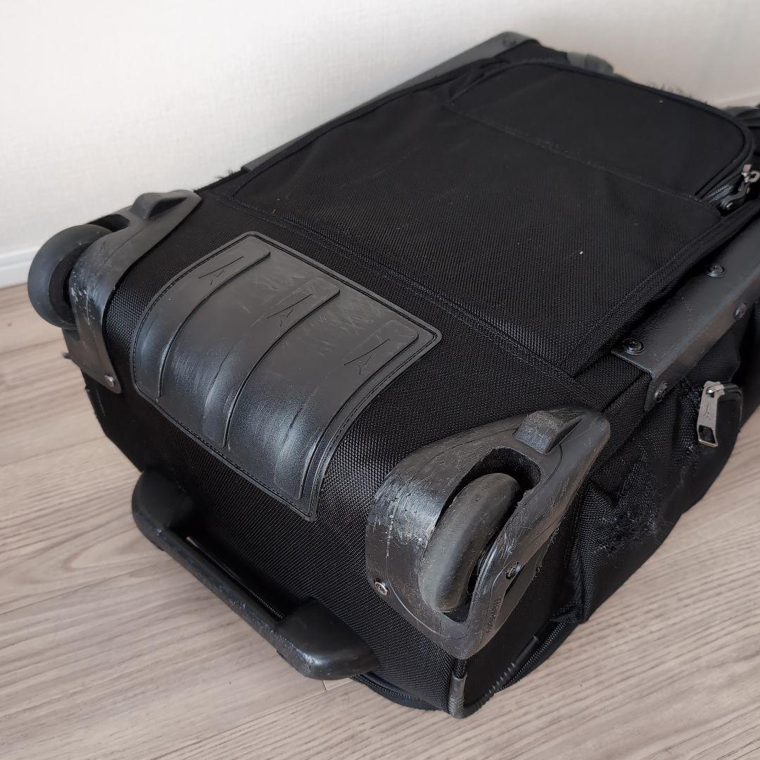 お*も様 【希少】 Travelpro FlightCrew5 22\" Pilo