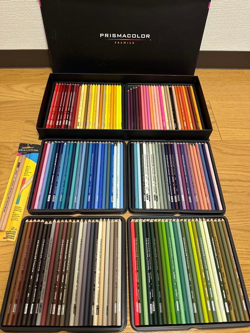 prismacolor 150色+blender
