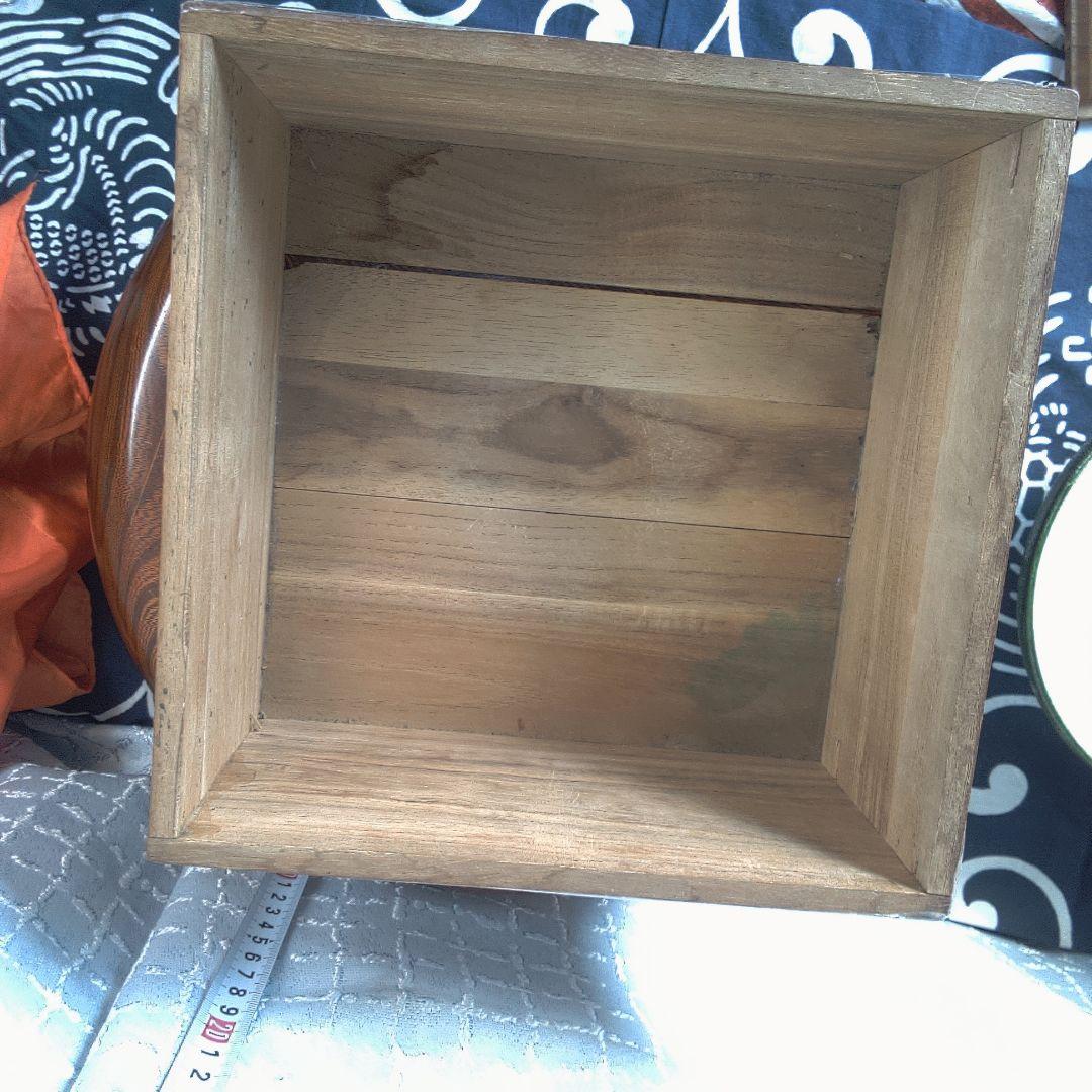 骨董５ 緑色の花模様漆器茶器 木箱付き