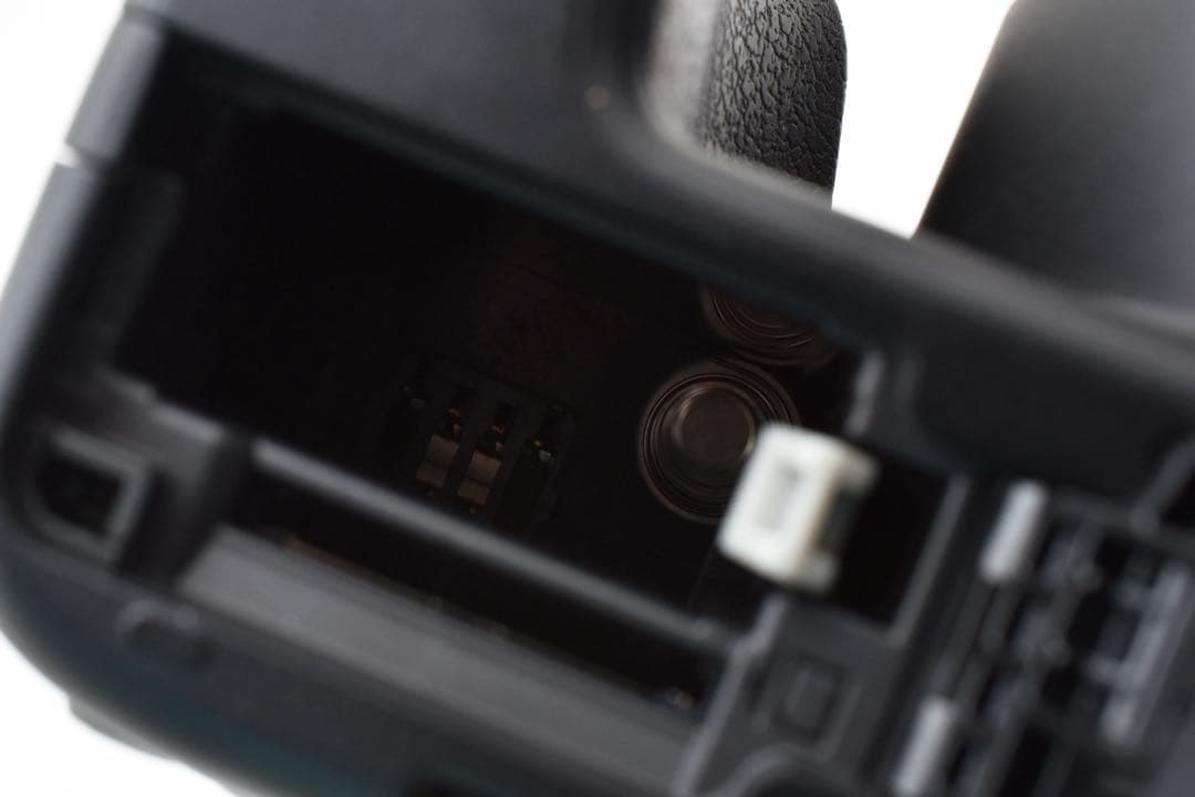 デジタル一眼レフカメラCANON EOS Kiss X10標準レンズセット