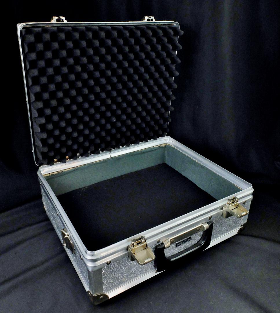 リモワ 草創期メロン柄 レトロ・アルミニウム・ハンドケース 1960年代 稀少