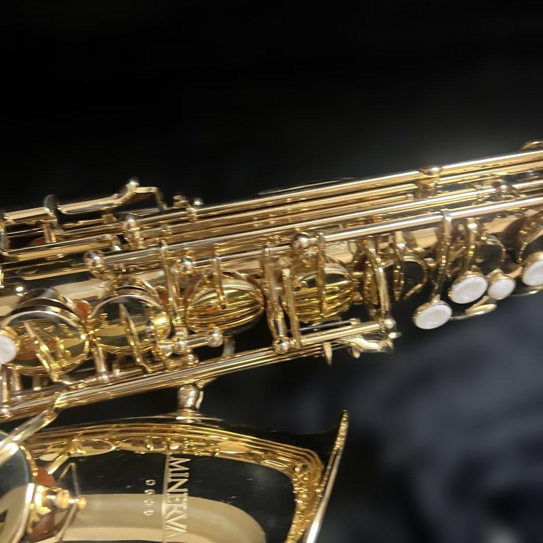 ミネルバ　サックス本体 ゴールド