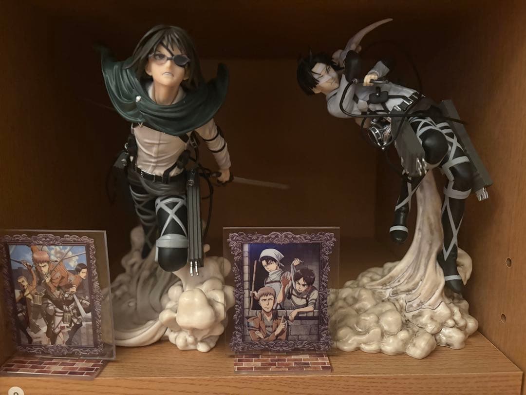 リヴァイ・ハンジフィギュアセット