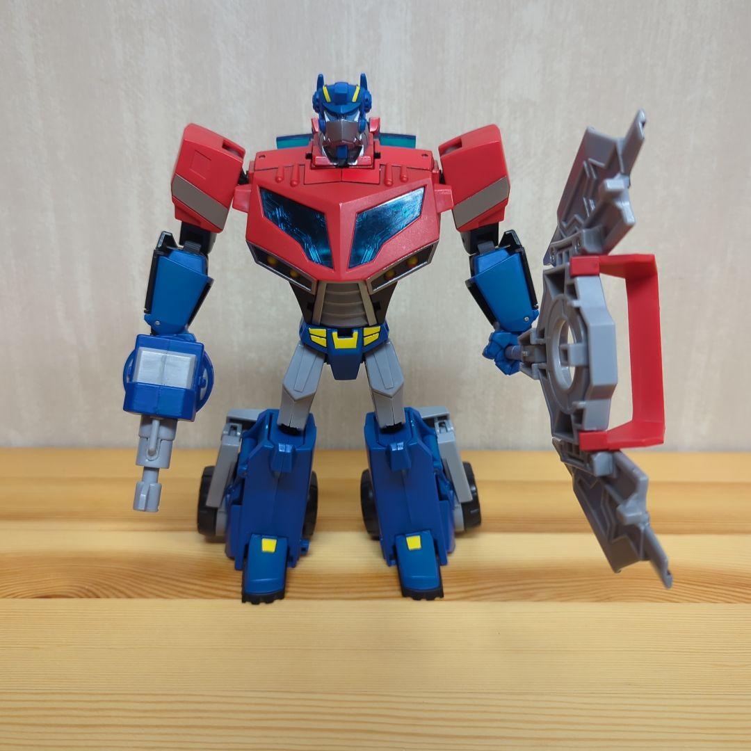 トランスフォーマー アニメイテッド オプティマスプライム