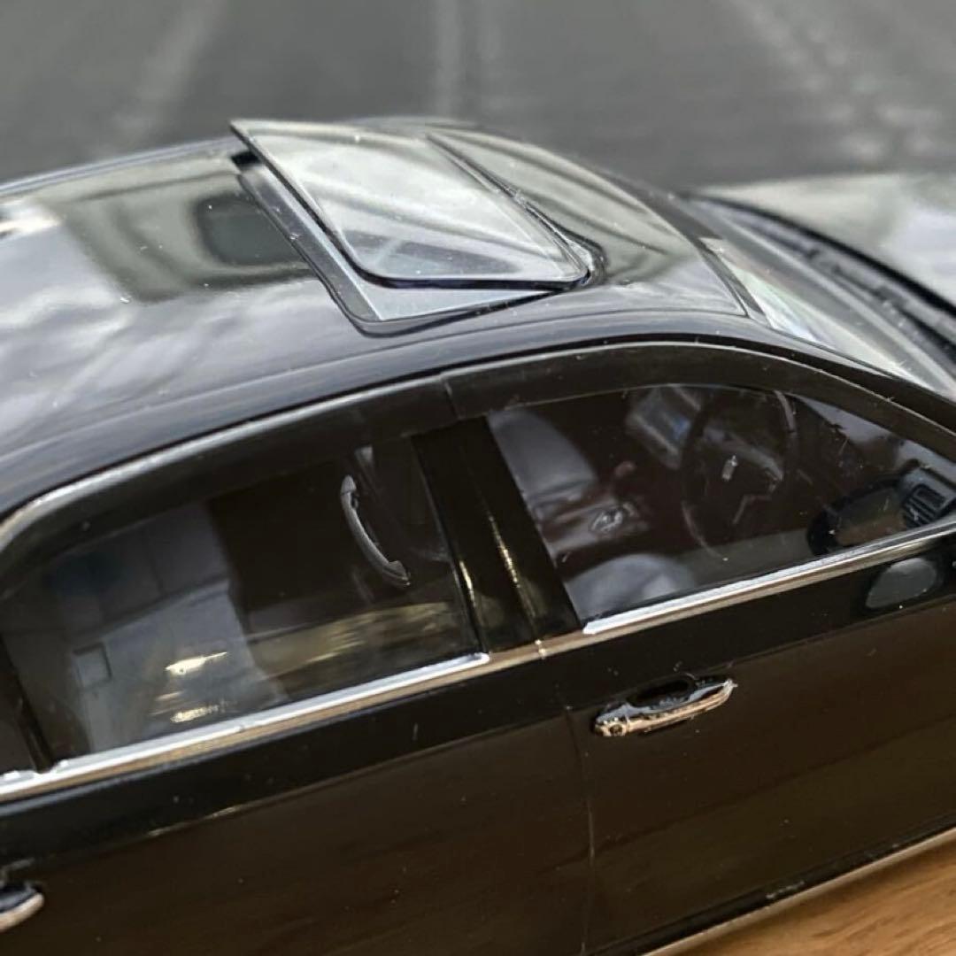 プラモデル完成品　 アオシマ 1/24 クラウンロイヤル　 21マジェスタ化