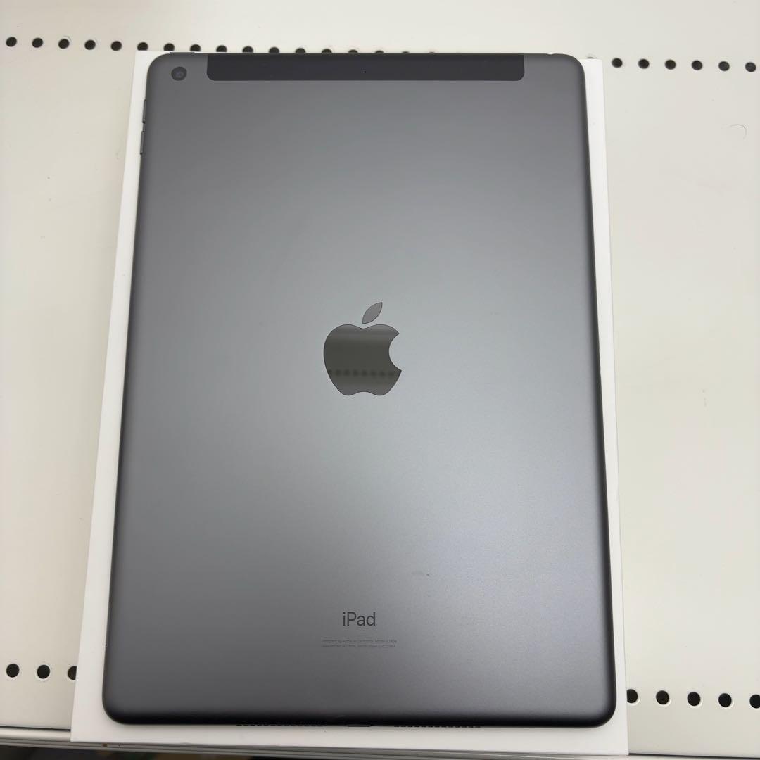 早い者勝ち　バッテリー　良好　iPad 第８世代　32GB