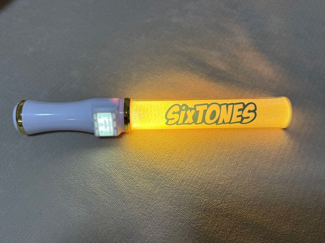 SixTONESキントレ　サマステ　ペンライト