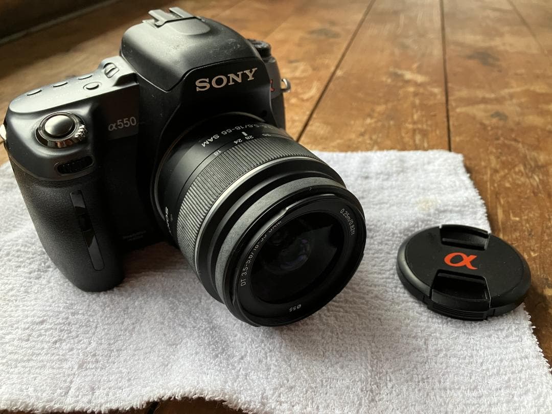 ソニーデジタル一眼レフカメラ　α550　DSLR-A550　ジャンク扱いで