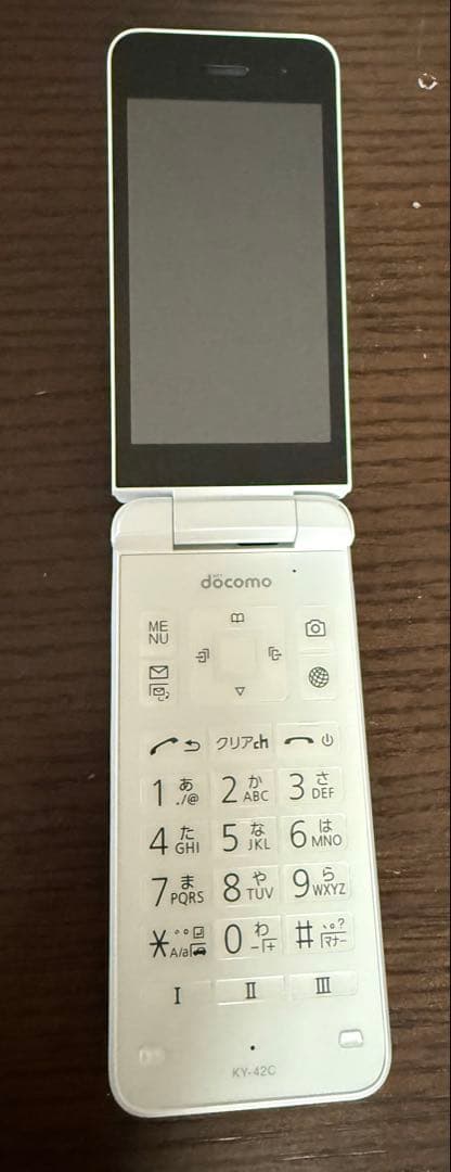 docomo 折りたたみ式携帯電話　KY-42C ホワイト