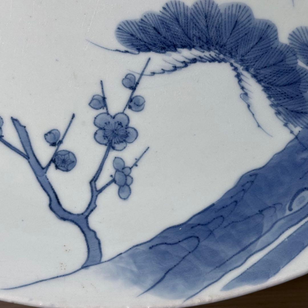 江戸後期　染付松竹梅大皿　後期鍋島　三方兜唐花文　高台櫛目文　桐箱付　34cm