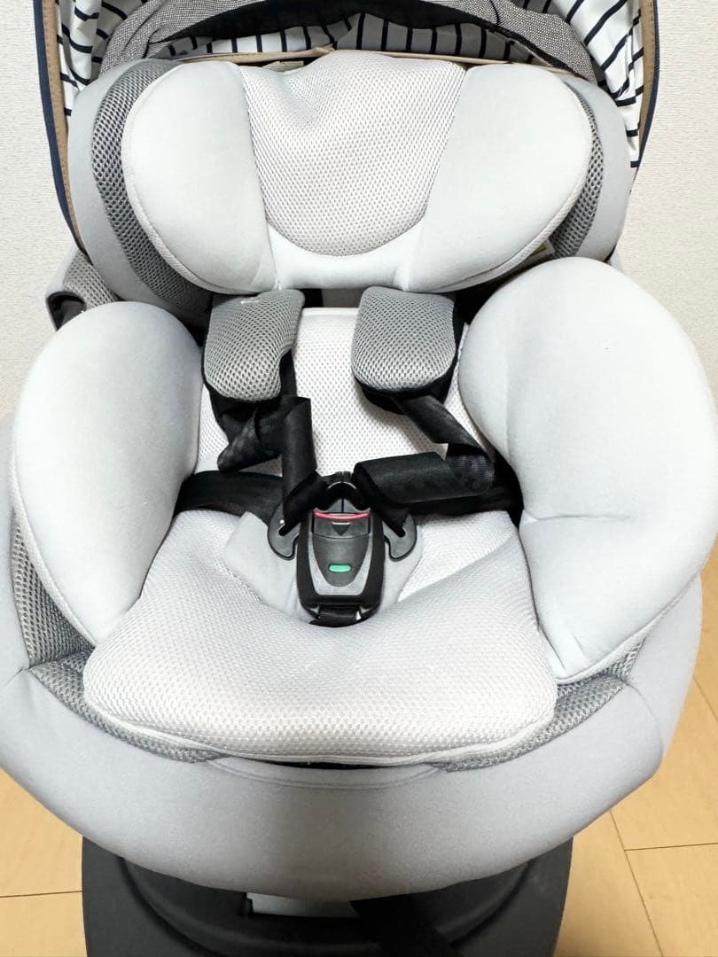 Combi チャイルドシート CG-TRL ISOFIX 回転式