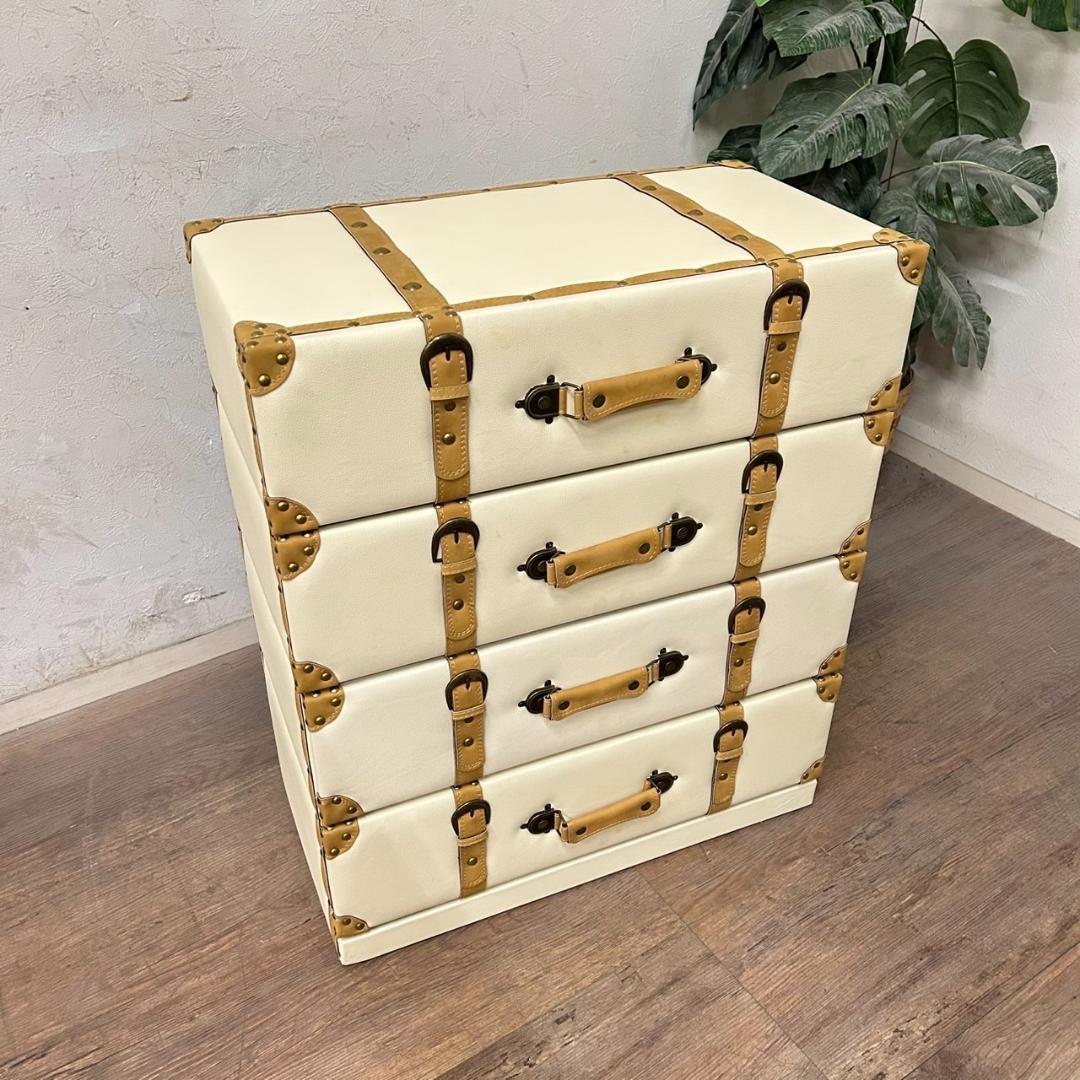 【新品・未使用】チェスターシリーズ　チェスト　トランク風チェスト４段