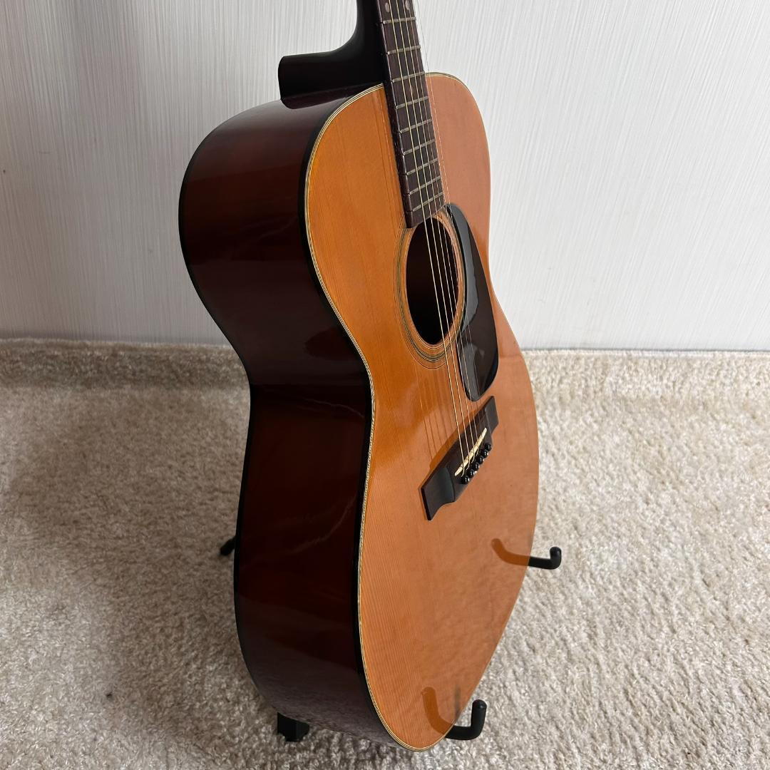 ジャパンヴィンテージ　Aria アコースティックギター ハードケース付き