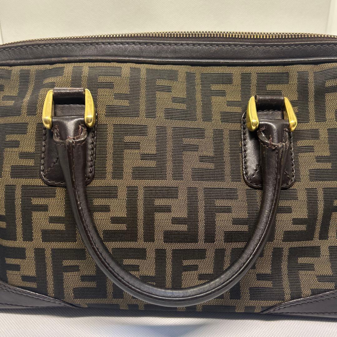 FENDI フェンディ　バッグ　ズッカ　ブラウン