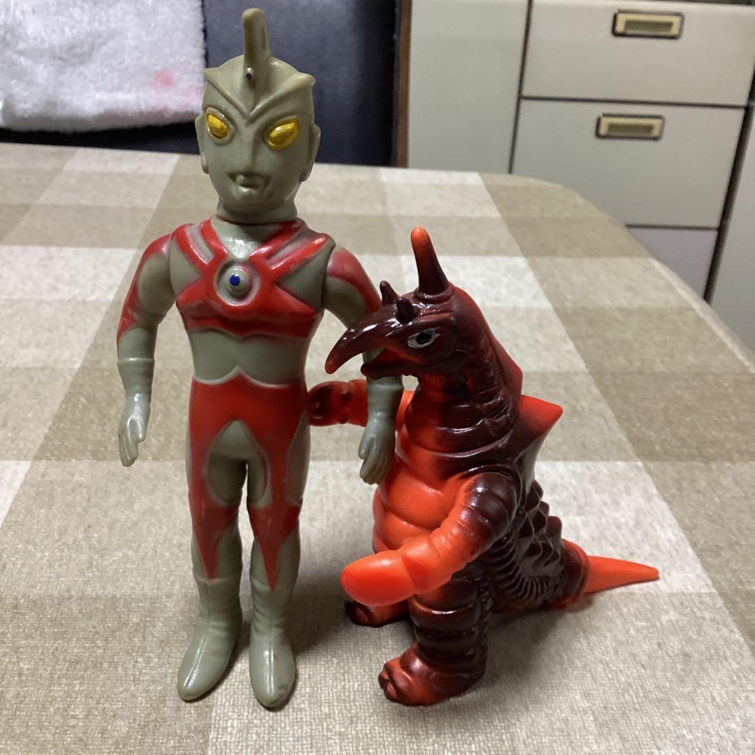BULLMARK & マルサン　ウルトラマンAとバキシム　良品　当時物ビンテージ