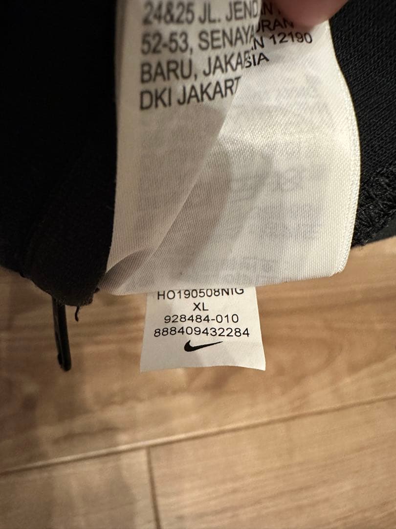 希少品　鹿島アントラーズ 19 NIKE テックフリースフルジップフーディ