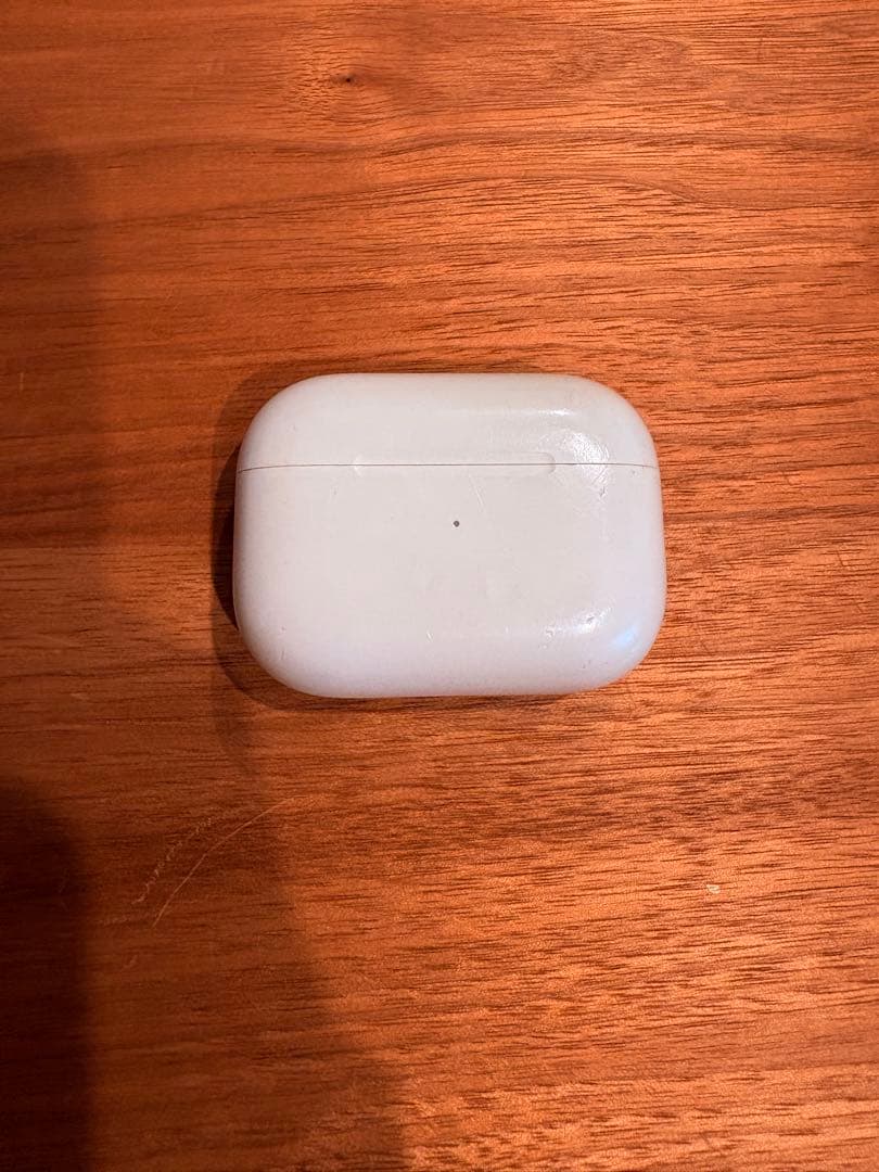 AirPods Pro2本体 ＆MagSafeケース、ライトニングケーブル