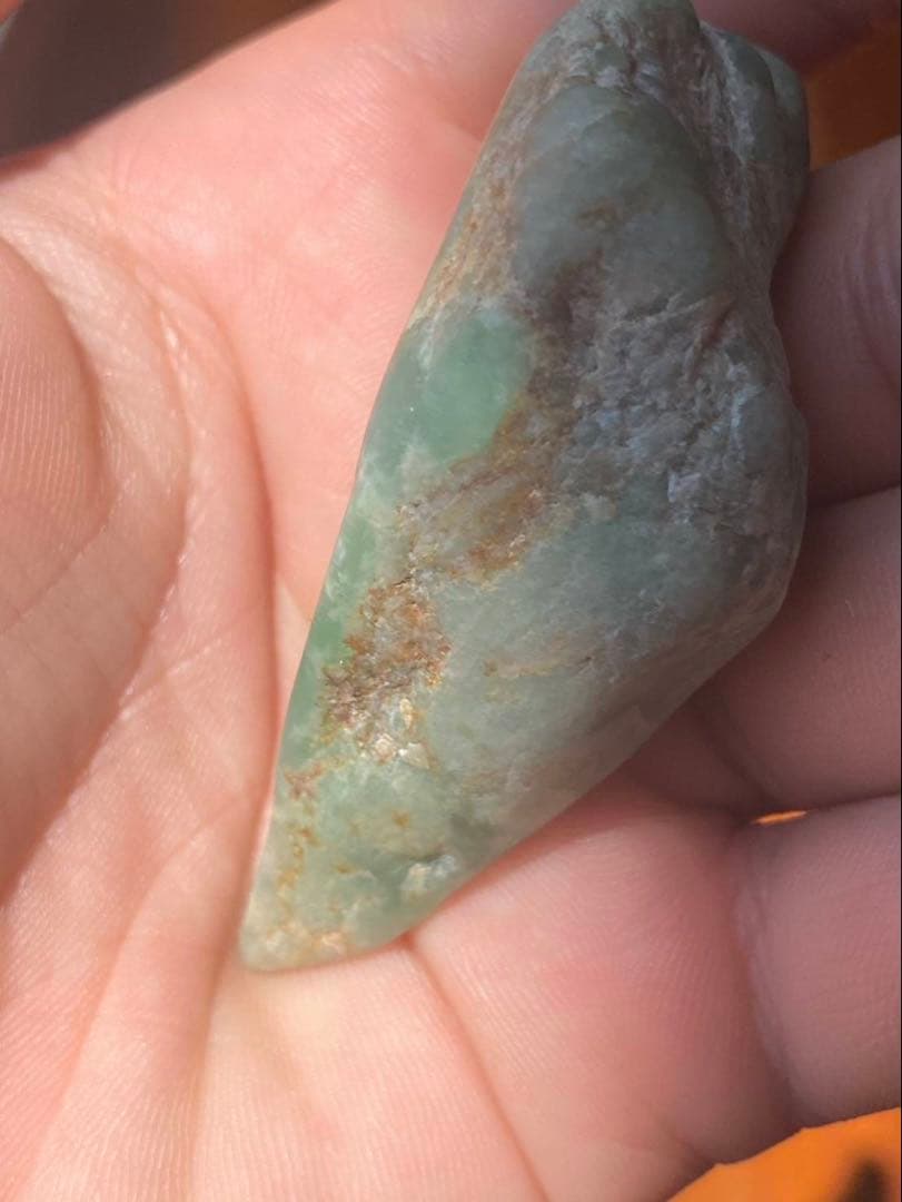 【コレクター放出品】糸魚川翡翠　鮮やかな翠色　70年以上前に採石された翡翠