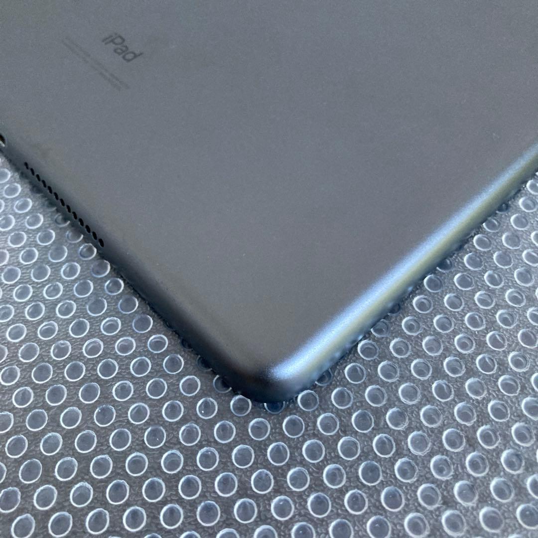 2903【早い者勝ち】iPad8 第8世代 32GB WIFIモデル☆