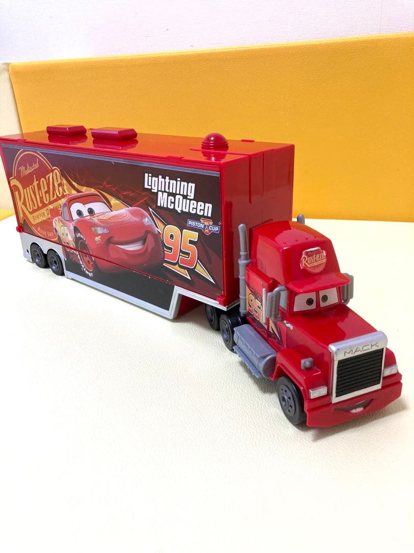 トミカ　カーズ ミニカーセット 35台