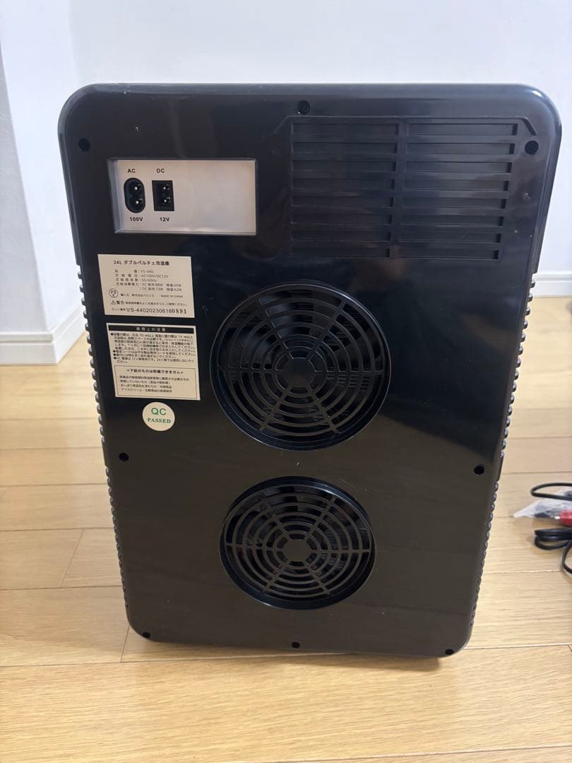 【美品】ペルチェ VS-440 冷温庫 24L ブラック