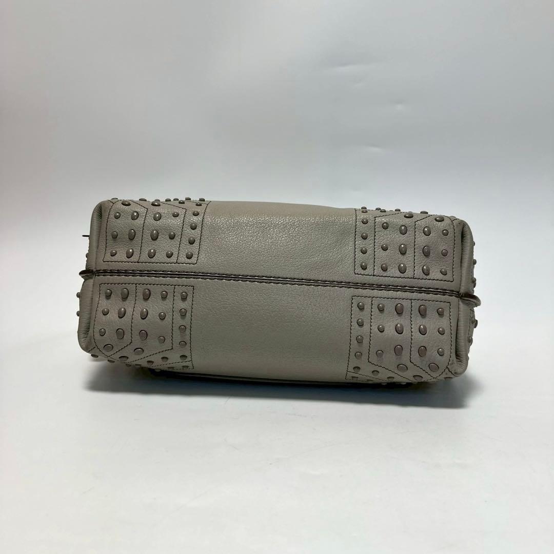 u75【美品】保存袋付　トッズ　ウェーブ　スタッズ　レザー　2wayショルダー.