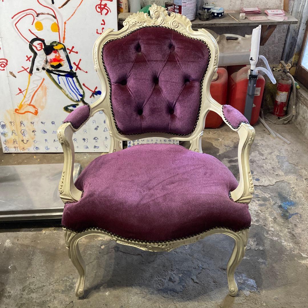 ケ*ブ様 ロココ調 猫脚 アームチェア 木彫 白と紫 B