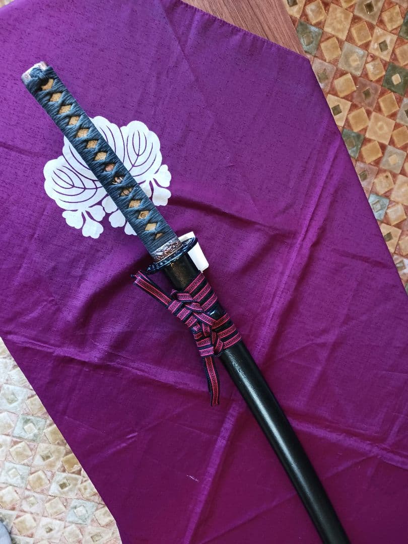 居合模造刀、本確居合者、居合女子、鑑賞、向き、本サメ本木、鍔刃渡り61cm、