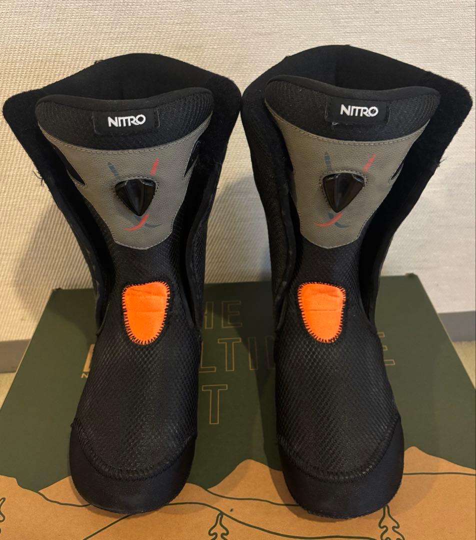 スノーボード NITRO TEAM TLS 23-24