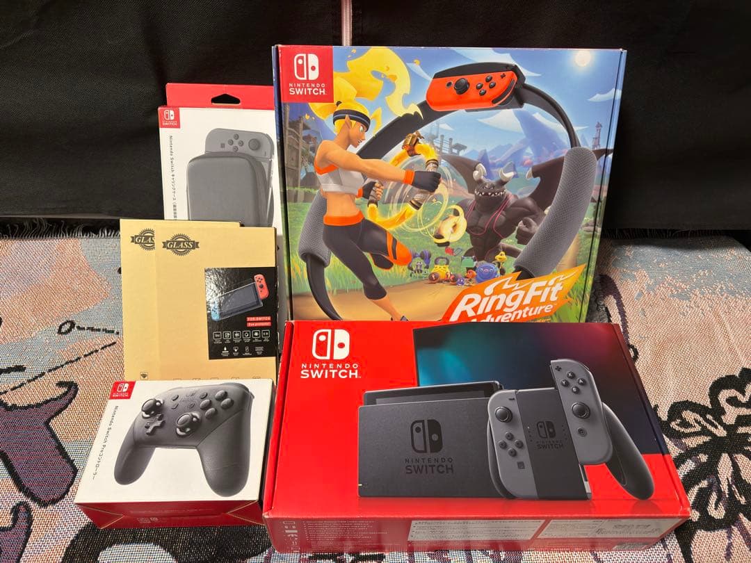 無*）様 Nintendo Switch 本体 グレー / 収納ケース / リン