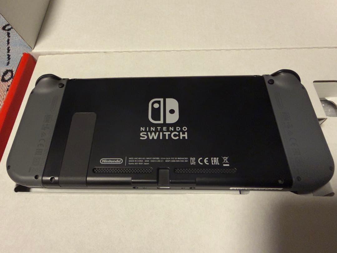 無*）様 Nintendo Switch 本体 グレー / 収納ケース / リン