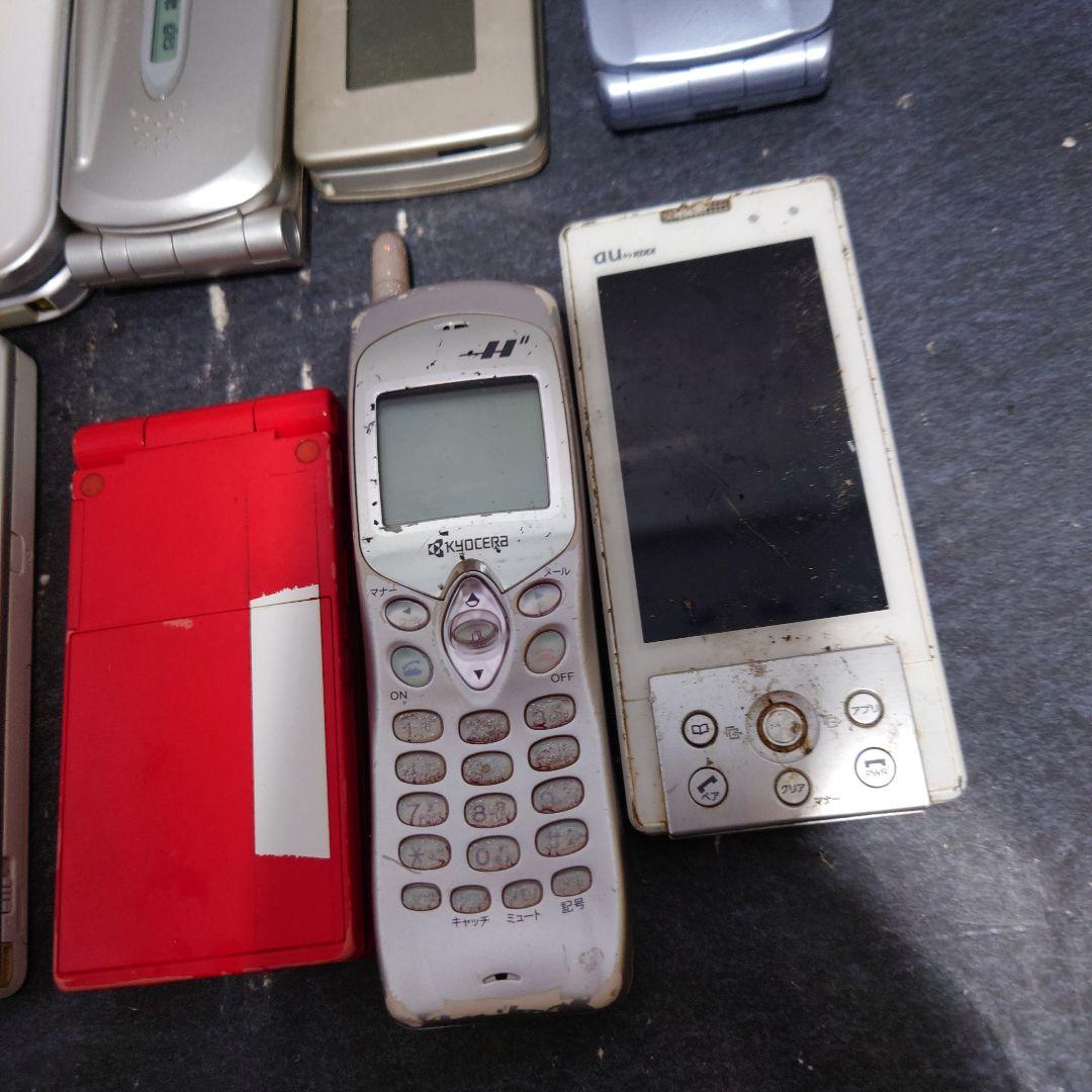 ①ジャンク ガラケー 現状渡し 部品取り 22個 まとめ