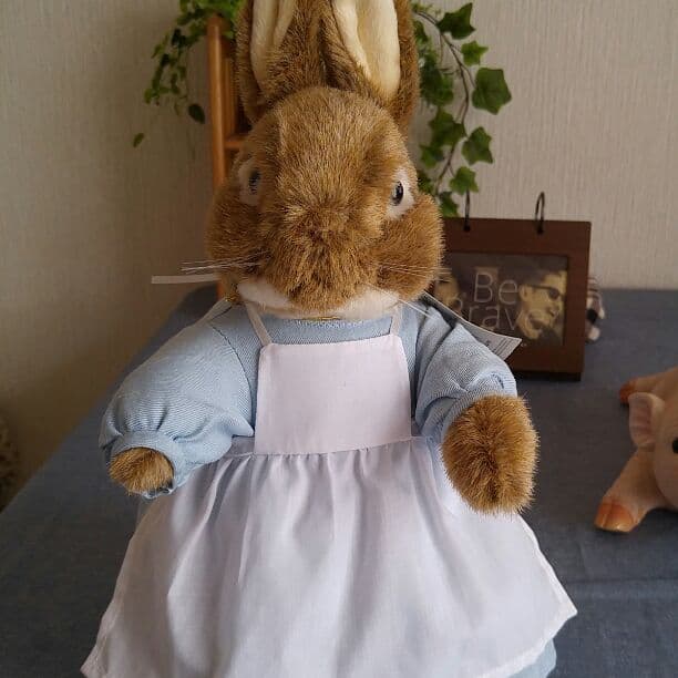 ピーターラビット人形
