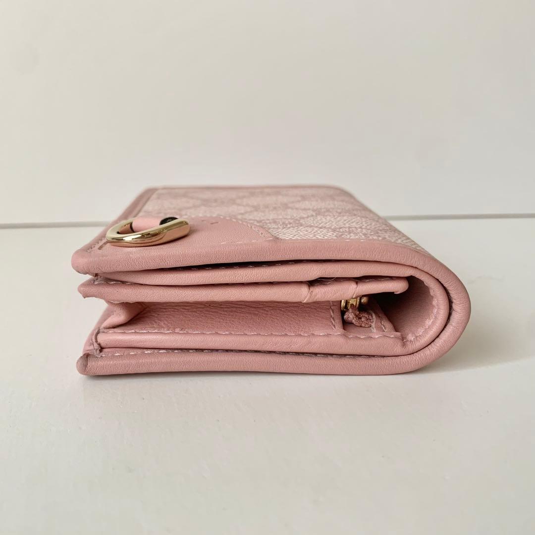 【GUCCI】グッチ　スモールウォレット　二つ折り財布　GGエンブレム　ピンク