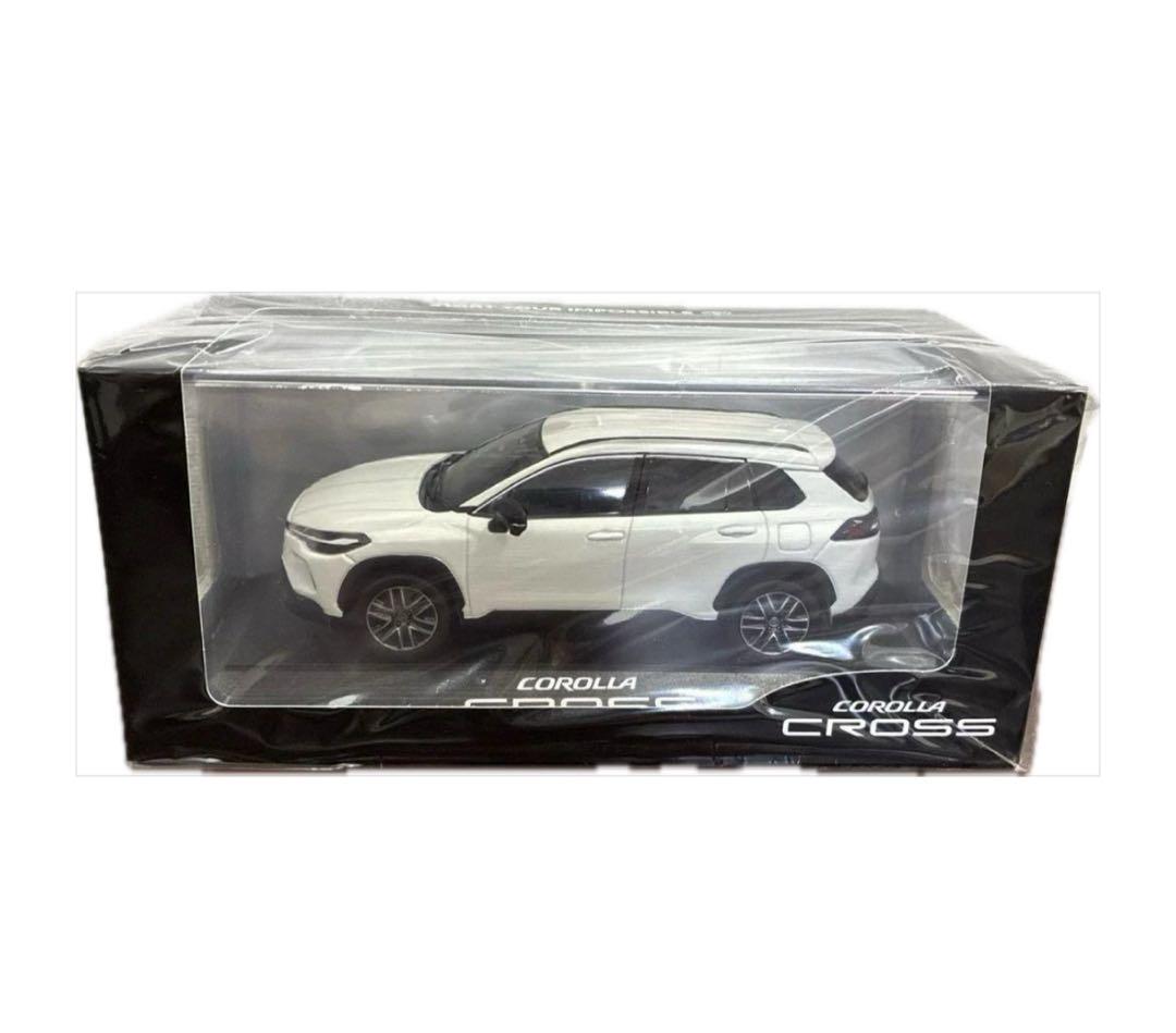 な*ん様 【トヨタ博物館正規品】新型 カローラクロス　カラーサンプル ホワイト色