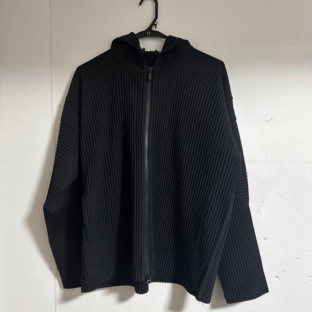 HOMME PLISSE ISSEY MIYAKE パーカー　ブラック