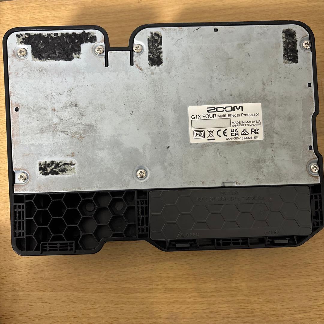 ZOOM G1X FOUR マルチエフェクター