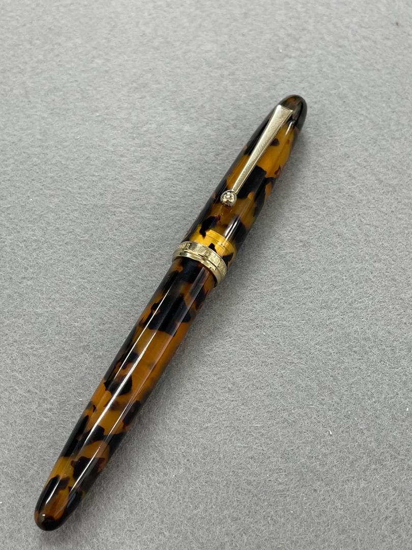【廃盤品】SAILOR セーラーFOUNDED 1911 べっ甲柄 万年筆